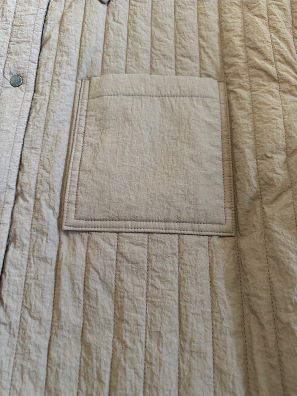 Old Navy Quilted Button-Front Jacket in Taupe - Picture 4 of 11